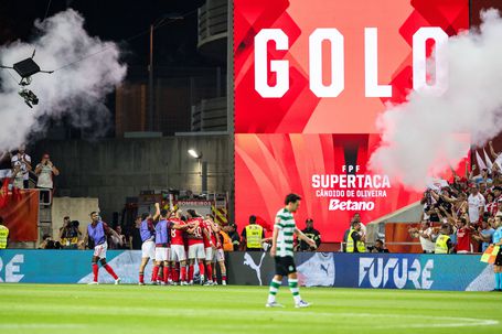 Um golo bastou ao Benfica para conquistar a Supertaça