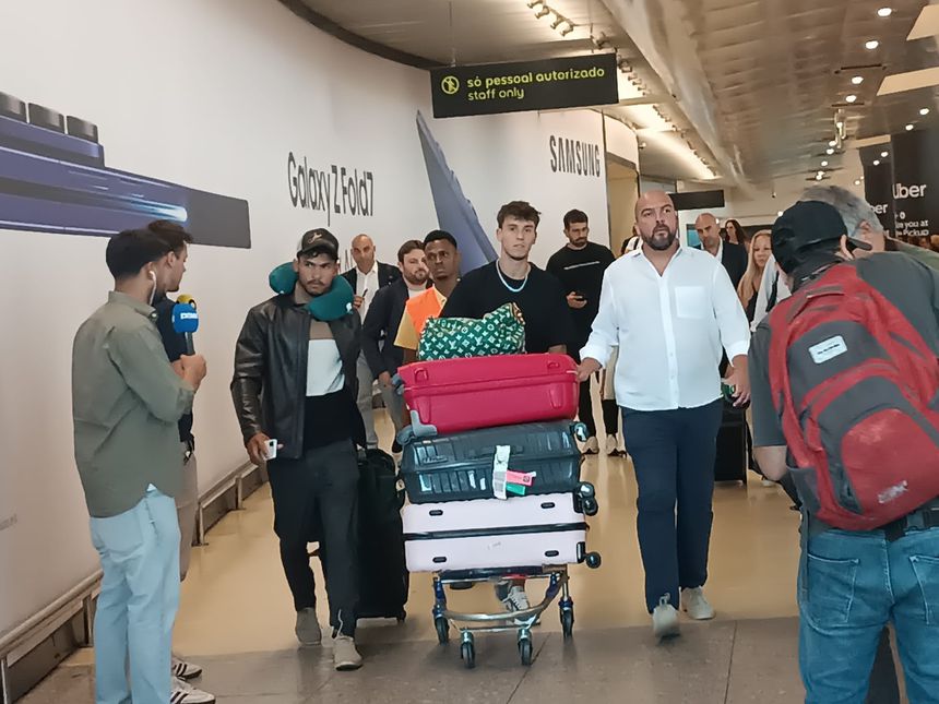 Vagiannidis à chegada a Lisboa