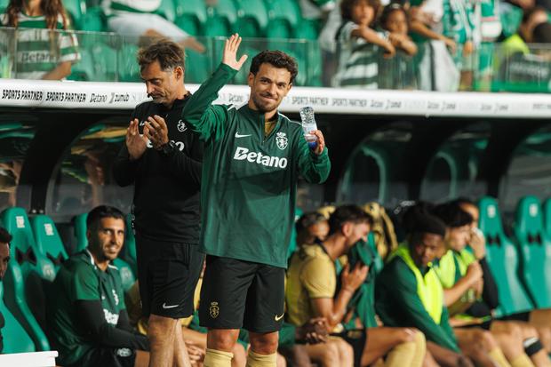 Pedro Gonçalves despediu-se no Troféu Cinco Violinos com o Mónaco - Foto: IMAGO