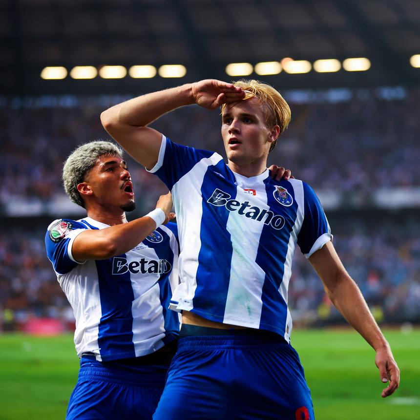 Froholdt foi o home do jogo na final da Supertaça - Foto: FC Porto