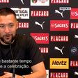 Farioli e a lesão de Bednarek: «É inaceitável jogar neste tipo de relvado»