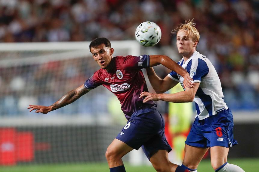 Léo Azevedo foi o jogador mais combativo do emblema da Liga 2 - Foto: PAULO CUNHA/LUSA