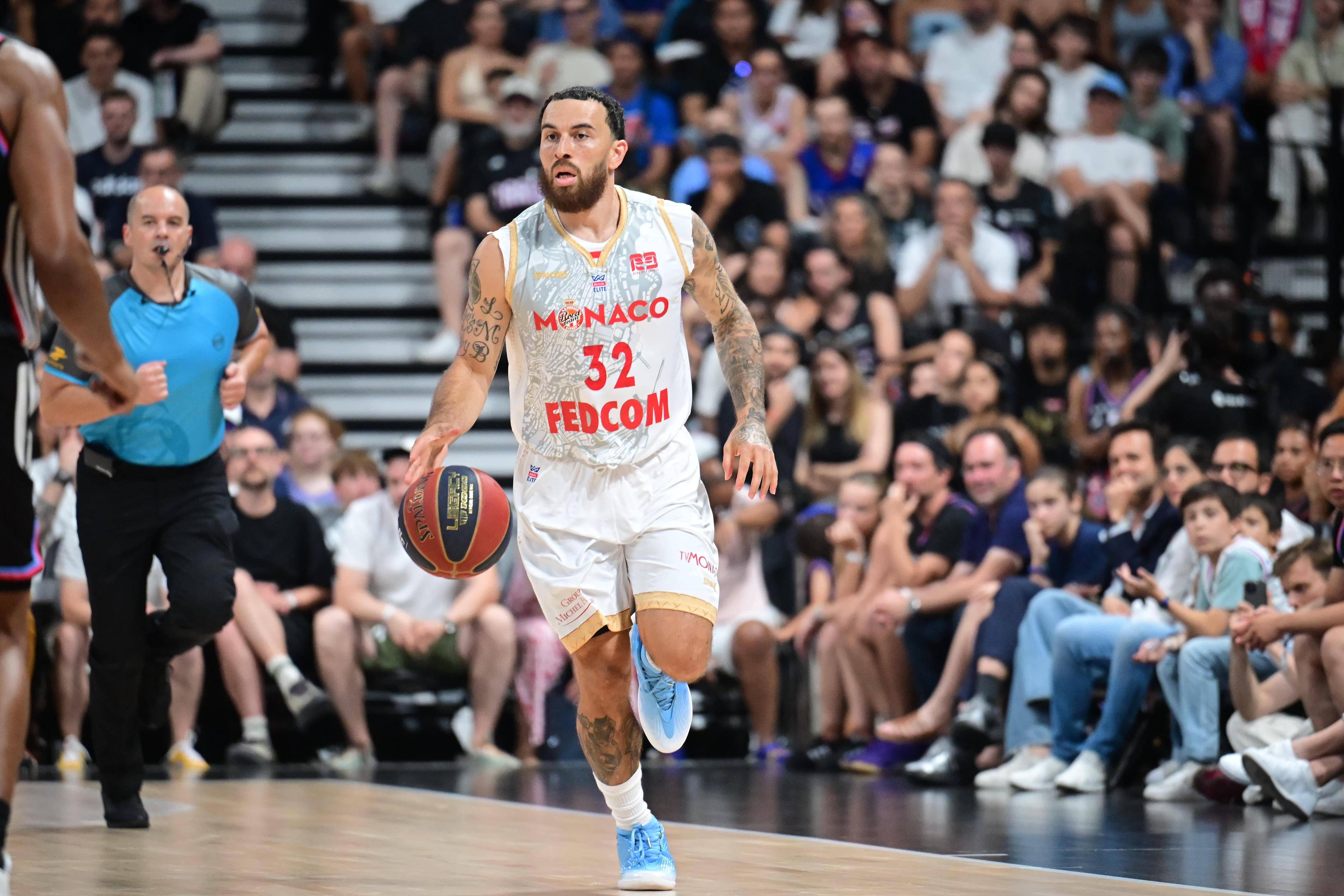 O campeão AS Monaco está impedido de jogar devido a problemas financeiros. IMAGO