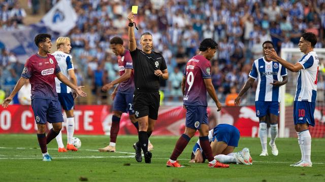Penálti por marcar contra o FC Porto: a análise de Pedro Henriques à arbitragem