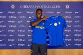 Danny Welbeck assinou pelo Chelsea, que pagou 5,85 milhões ao Brighton pelo ponta de lança
