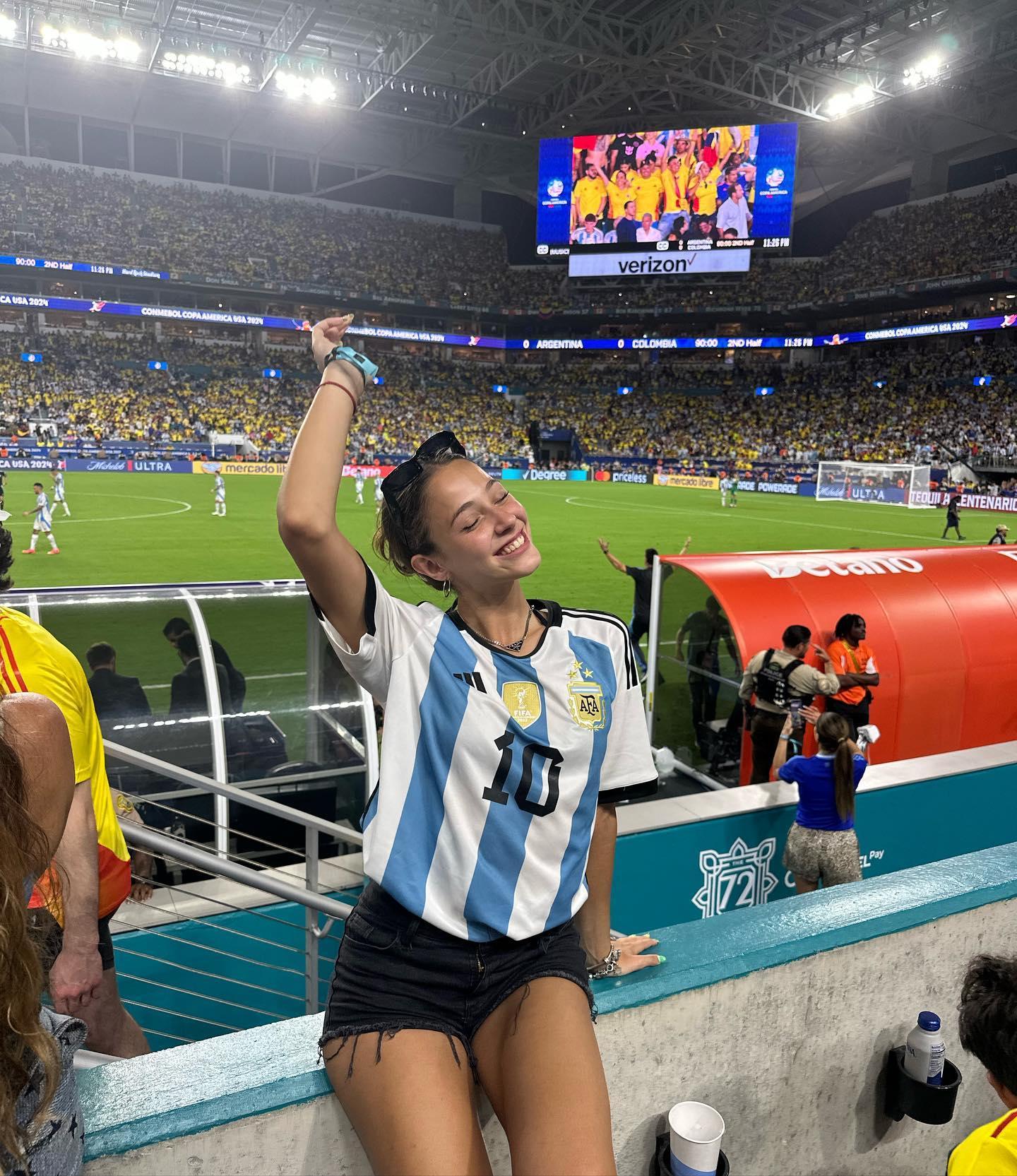 Foto: Instagram/Clari Cresmaschi