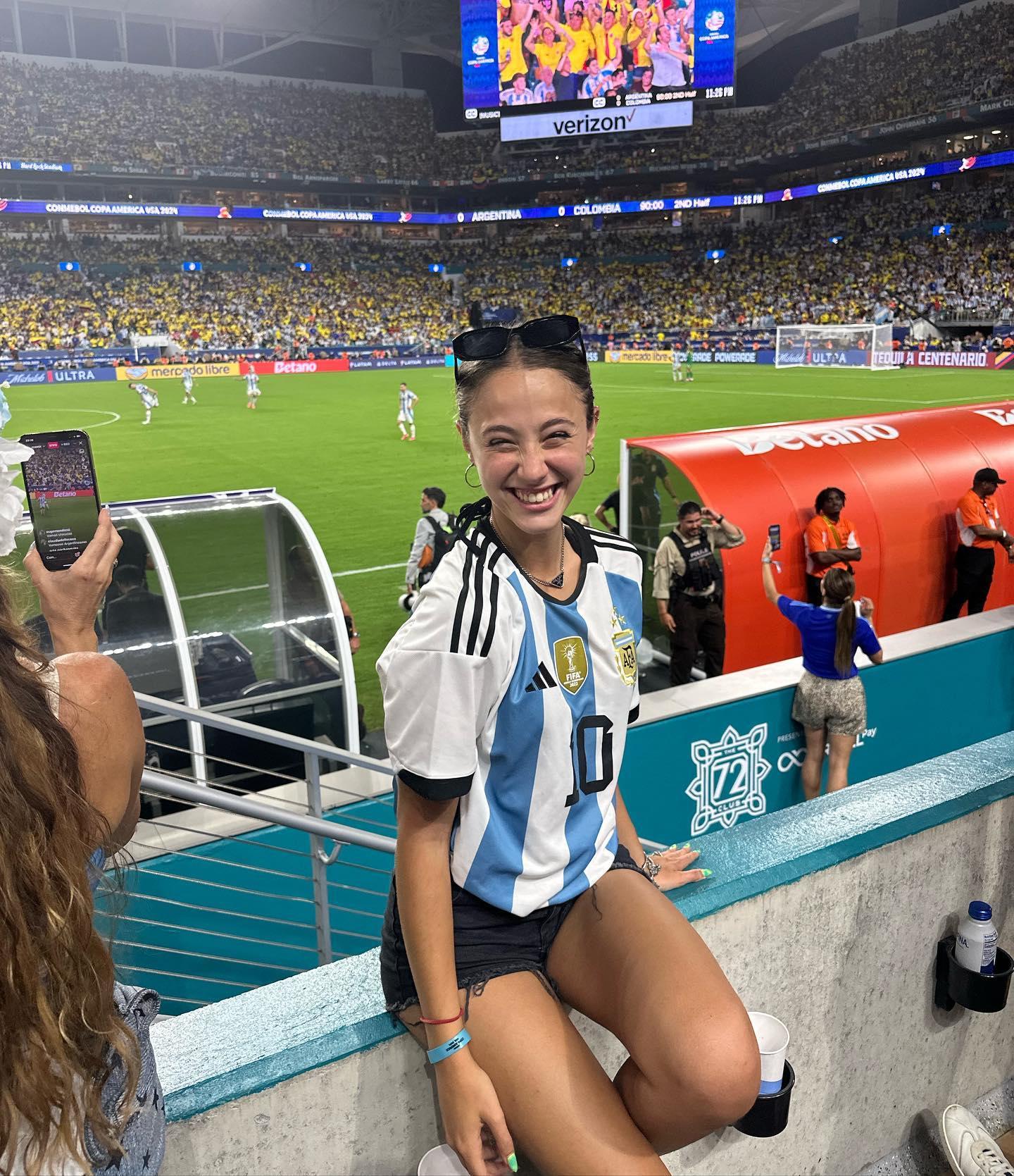 Foto: Instagram/Clari Cresmaschi