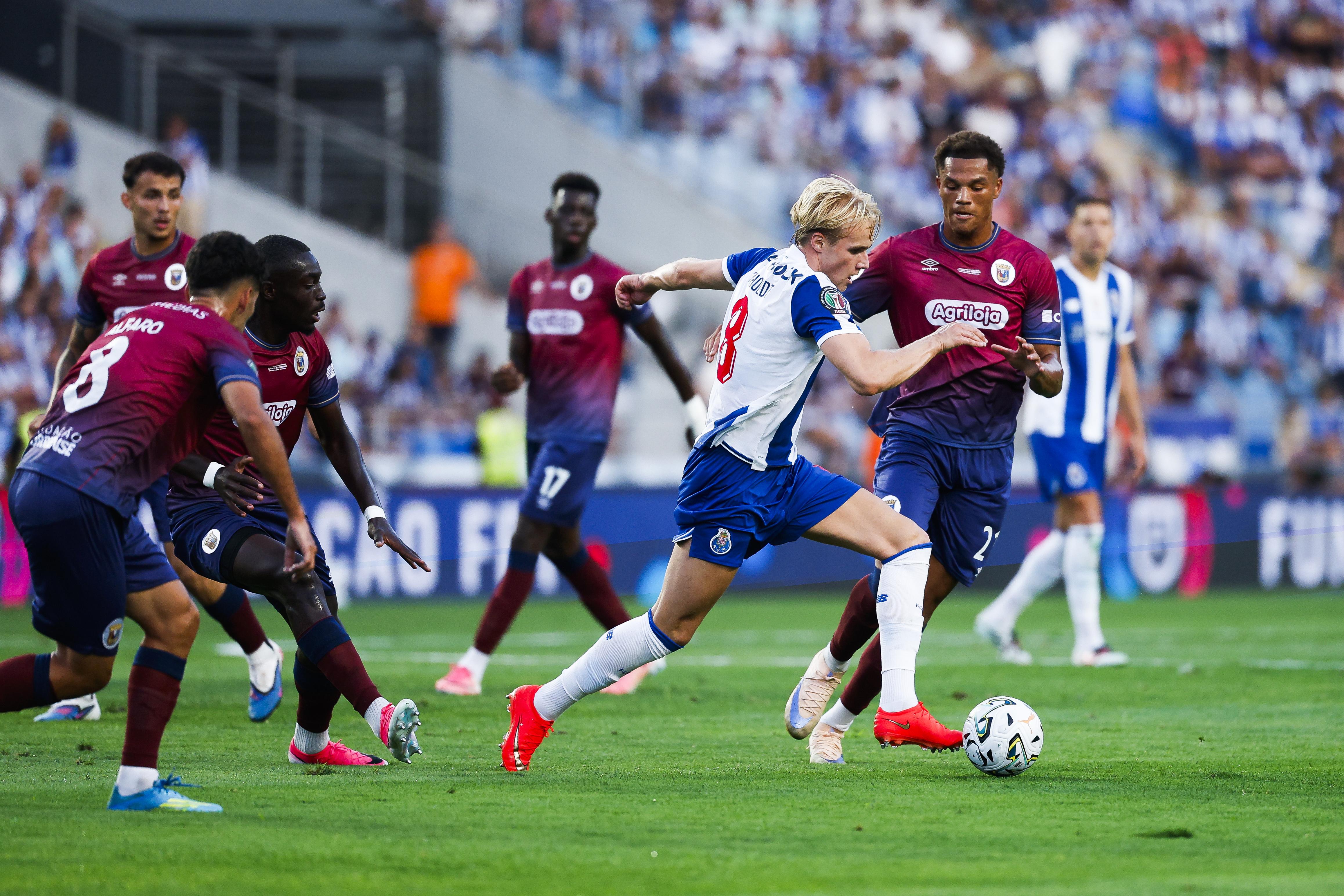 Froholdt voltou a brilhar. Foto: FPF (FC Porto-Torreense)