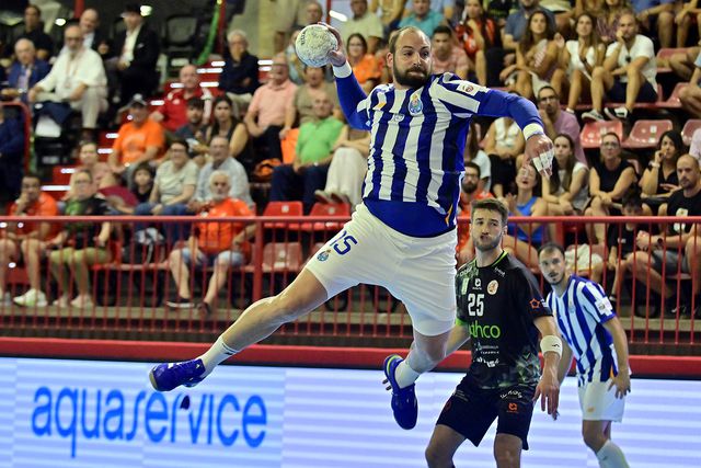 FC Porto vence Torrelavega e garante 3.º lugar na Supertaça Ibérica