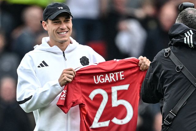 Ugarte apresentado antes do Man. United-Liverpool: «É um sonho estar aqui»