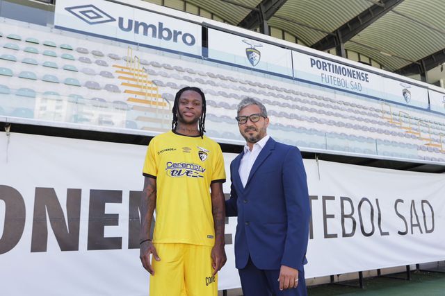 Portimonense goleia Marítimo: ‘Chico Banza lhe dá de pé’