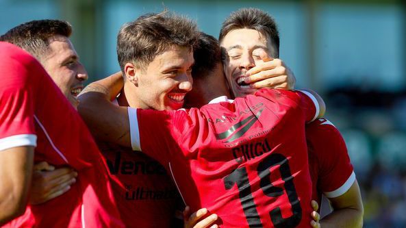 Líder Penafiel tropeça no Ribatejo num jogo com final de loucos