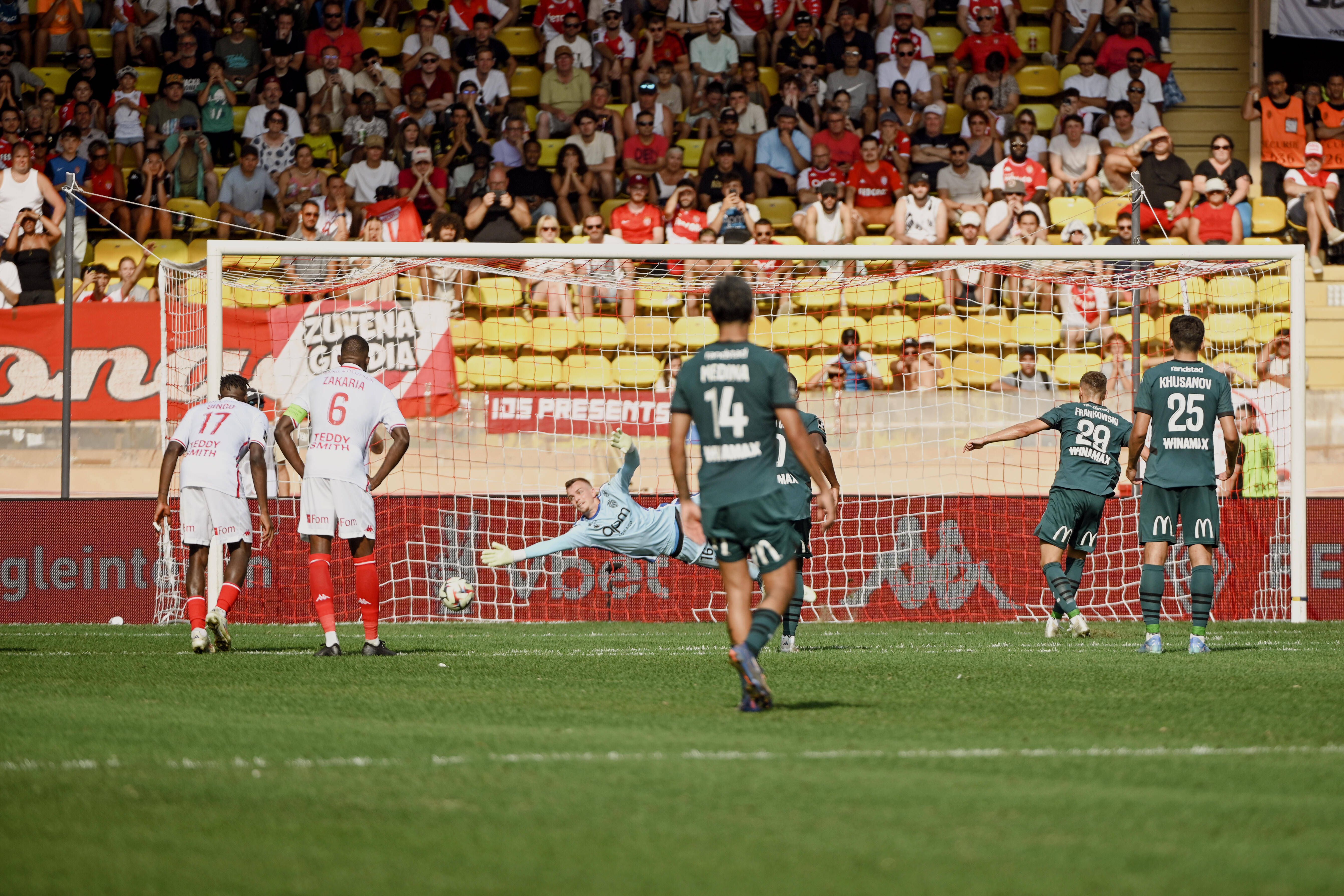 Atenção, Benfica: Mónaco cede empate já na compensação