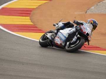 VÍDEO: o desespero de Miguel Oliveira após a queda no GP de Aragão