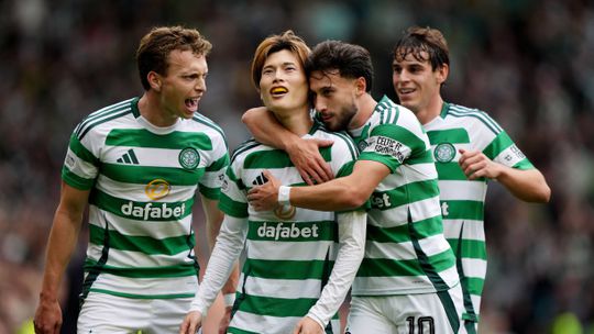 Celtic com sotaque japonês vence primeiro 'Old Firm' da época