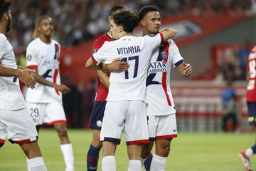 VÍDEO: Vitinha coloca o PSG na frente em Lille