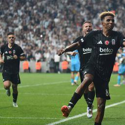 Mercado oficial: Benfica vende metade do passe de Gedson