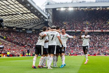 Luis Díaz e Salah espalham o terror em Old Trafford