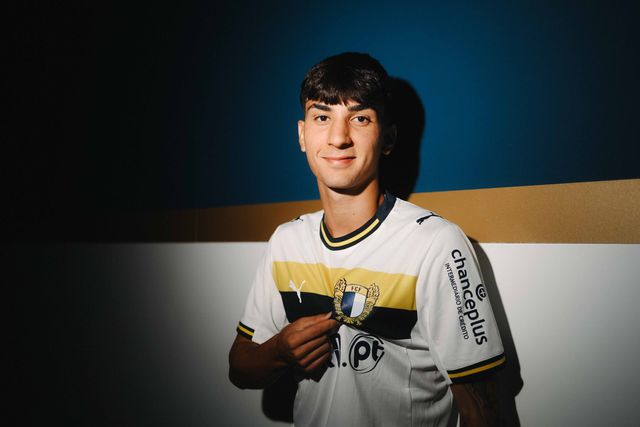 Médio vai abraçar no Minho a primeira experiência fora do seu país (Foto: Famalicão)