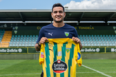 Médio-ofensivo, que assinou por três épocas, já sentiu o peso da camisola verde e amarela (Foto: CD Tondela)