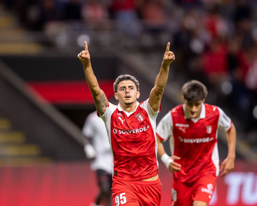 Internacional jovem português assume gratidão absoluta aos arsenalistas (Foto: IMAGO)