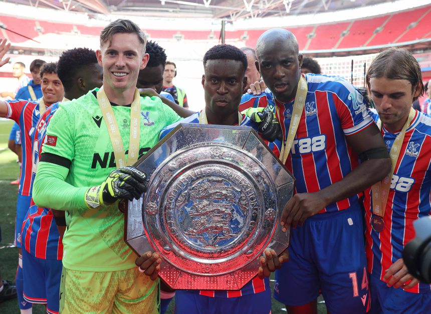 Guéhi venceu a Supertaça inglesa pelo Crystal Palace frente ao Liverpool