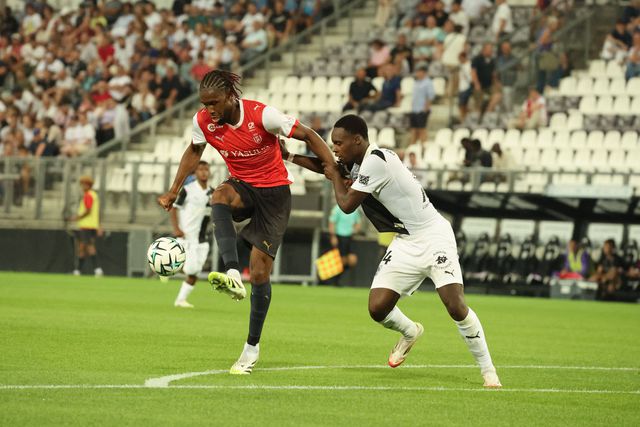 Possante avançado está na forja para aumentar as opções de Ivo Vieira nos auriverdes (Foto: IMAGO)