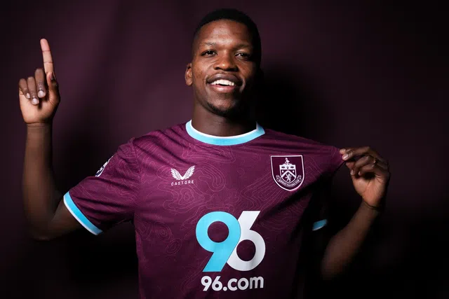 Florentino e a mudança para o Burnley: «Estar nesta liga, com os melhores...»