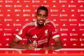 3. Liverpool: -244.4 M euros (ganhou €255.2 M e gastou €499.6 M) — entre as aquisições esteve Alexander Isak