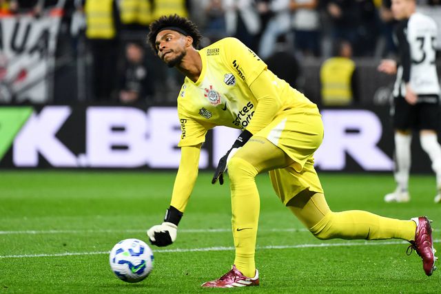 Hugo Souza, guarda-redes do Corinthians