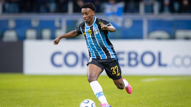 «Vejo muita lógica na contratação de Mec, mesmo não tendo o ADN do FC Porto»