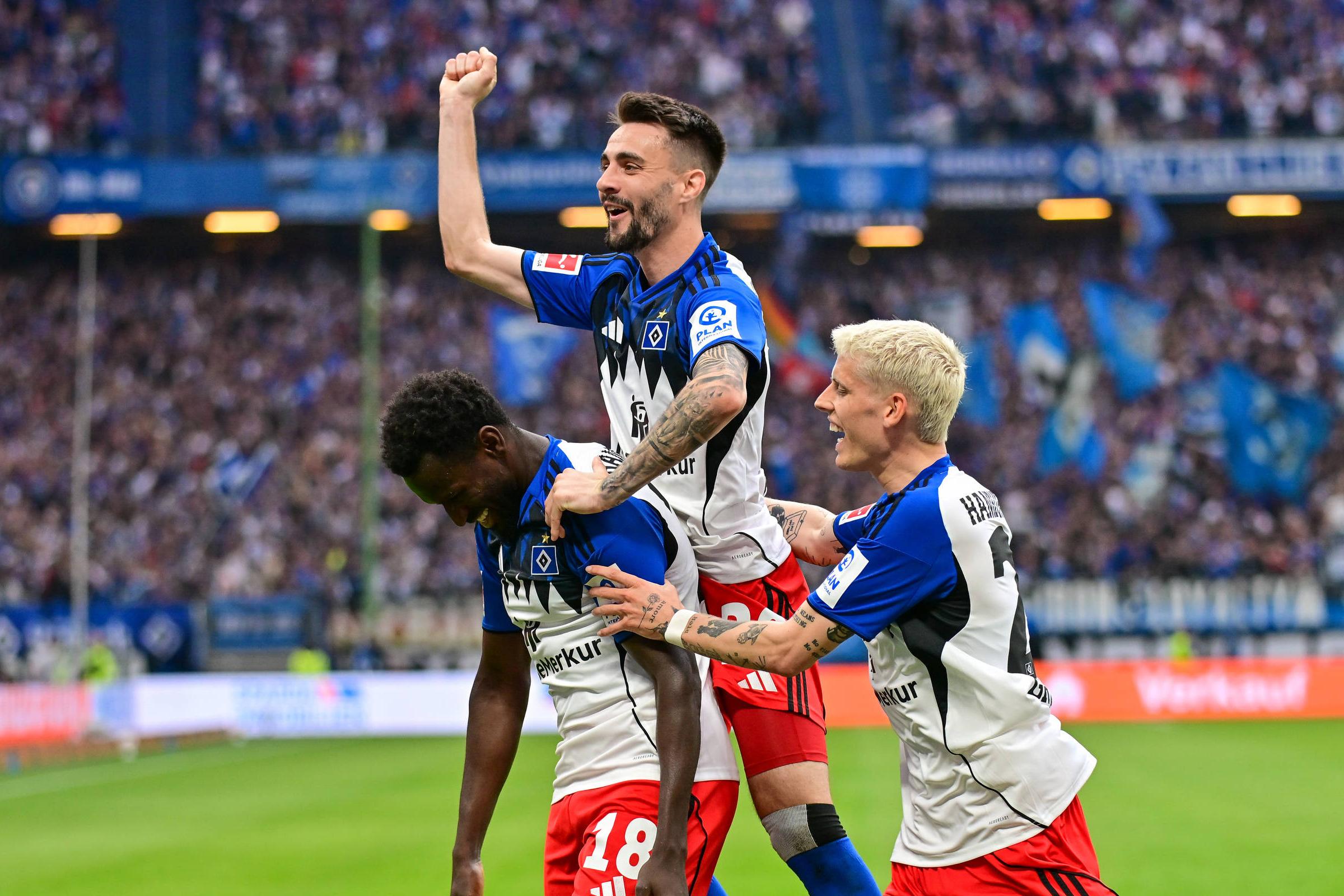 Fábio Vieira esteve emprestado ao Hamburgo na época passada