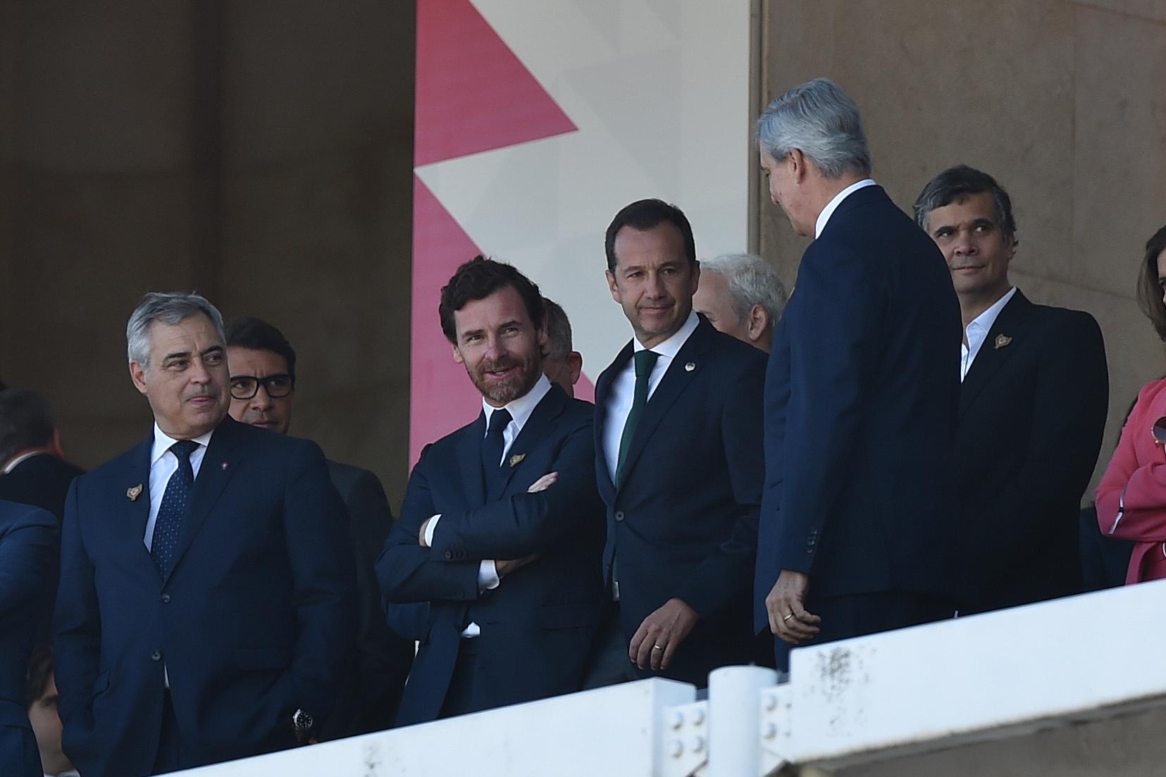 André Villas-Boas, presidente do FC Porto, e Frederico Varandas, homólogo do Sporting - Foto: Imago
