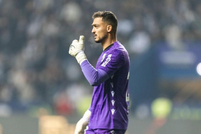 Mercado oficial: herói da Taça da Liga deixa o Vitória de Guimarães