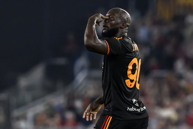 Roma-Frosinone: siga em direto a luta de Mourinho pelo regresso às vitórias