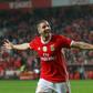 Adel Taarabt - Herói de culto em Inglaterra, rumou ao Benfica em 2015, mas só disputou o primeiro de 129 jogos pela equipa principal em 2019 - Foto: A BOLA