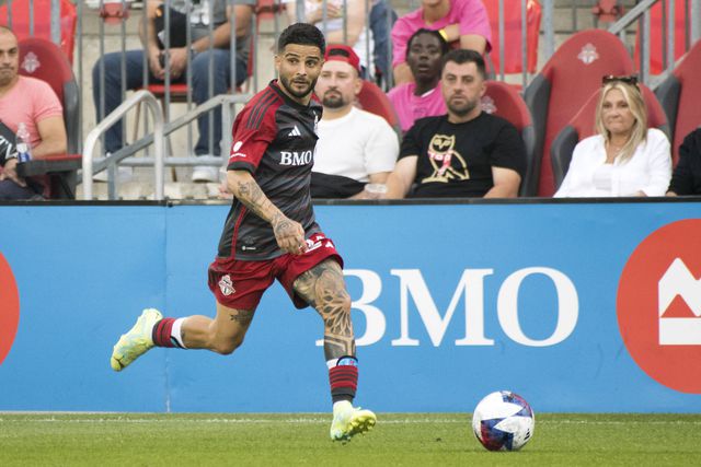 VÍDEO: Insigne foi confrontado por adepto e respondeu à letra