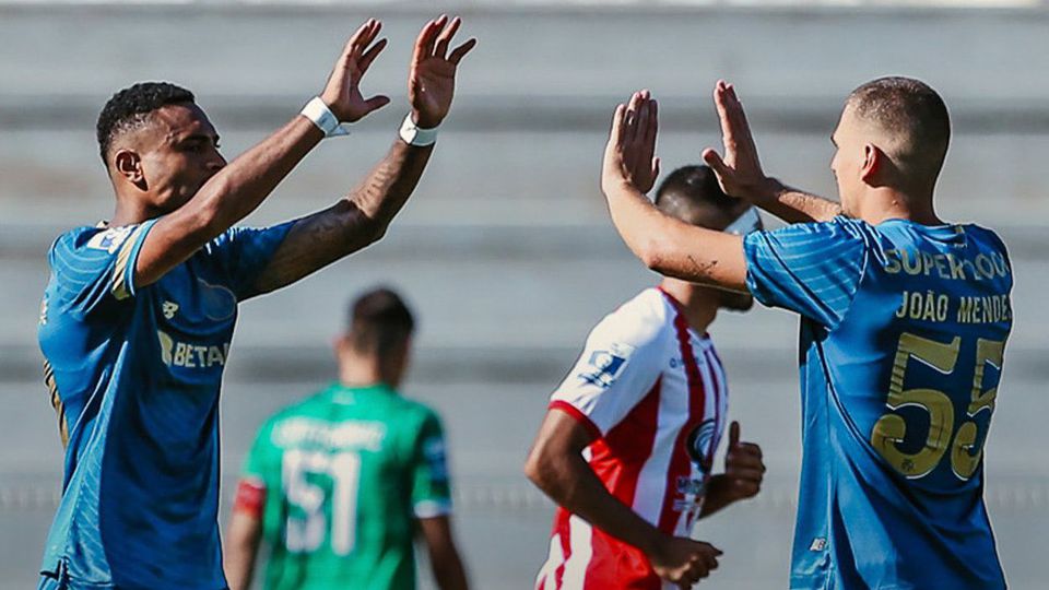 Liga 2: FC Porto B vence em Matosinhos com dois golos para lá dos 90'