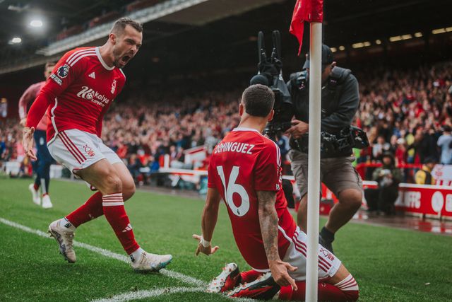 Nottingham Forest, com Vlachodimos no banco, e Brentford anulam-se no City Ground