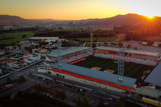 «Fez-se luz»: Gil Vicente assinala restabelecimento de energia