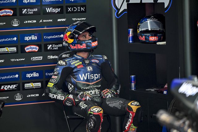 Miguel Oliveira: «Nem conseguia ver para onde ia, havia tanta água...»