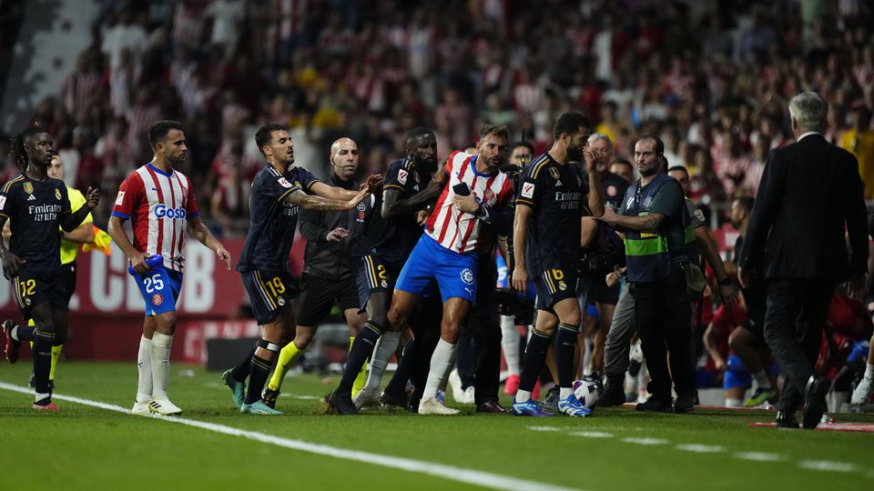 Nacho pede desculpa a Portu após entrada 'a matar' no Girona-Real Madrid