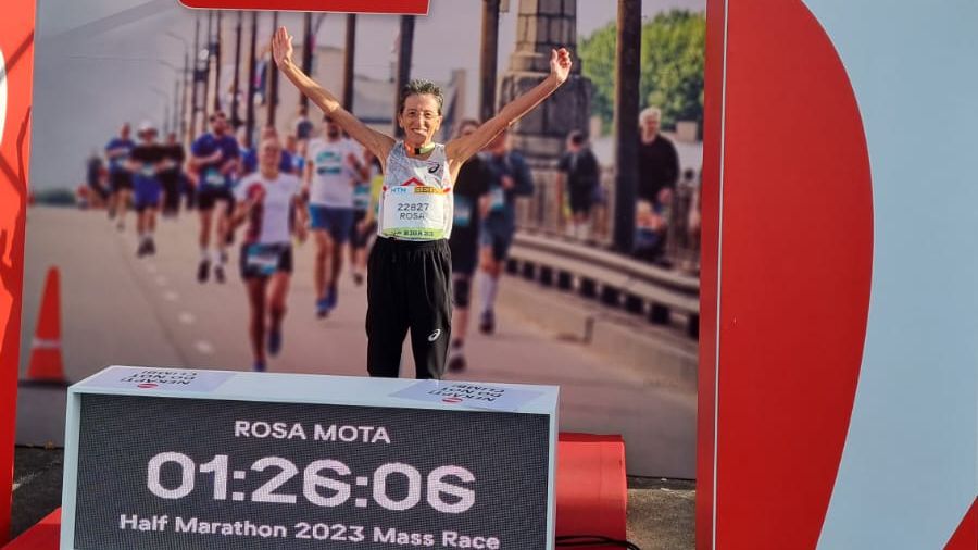 Rosa Mota bate novamente recorde do mundo da meia-maratona