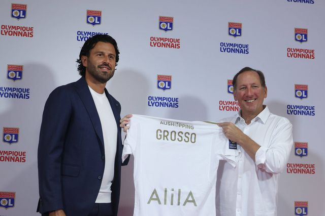 Textor faz de 'bombeiro' com Lyon no último lugar: defende Grosso e sossega adeptos