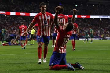 Ángel Correa salva Atlético Madrid com um bis diante do Cádiz