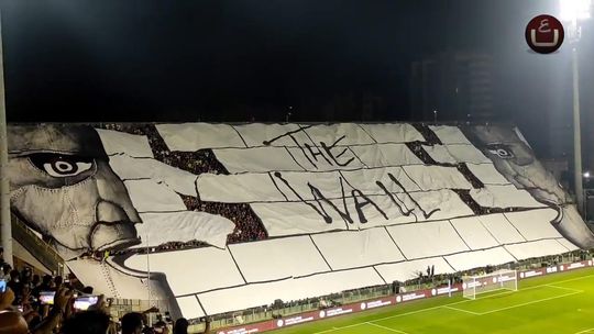 Salernitana faz homenagem aos Pink Floyd no jogo com o Inter