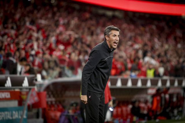 Lage e o novo Benfica das falsas «posições certas»