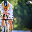 Remco Evenepoel volta a arrasar e é campeão europeu de contrarrelógio