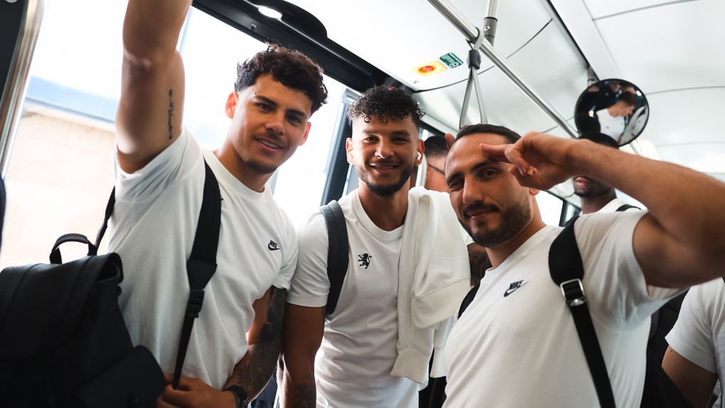 Viagem do Sporting para Nápoles, onde jogou na fase de liga da UEFA Champions League, foi muito atribulada