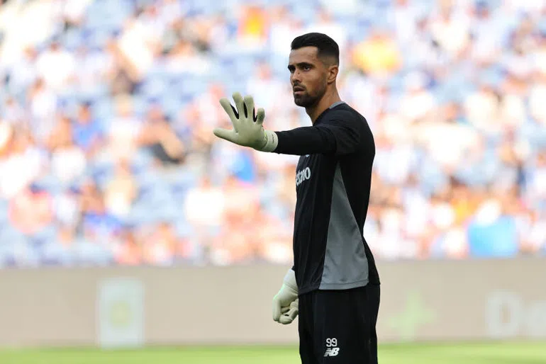 FC Porto: Farioli baralha e volta a dar!